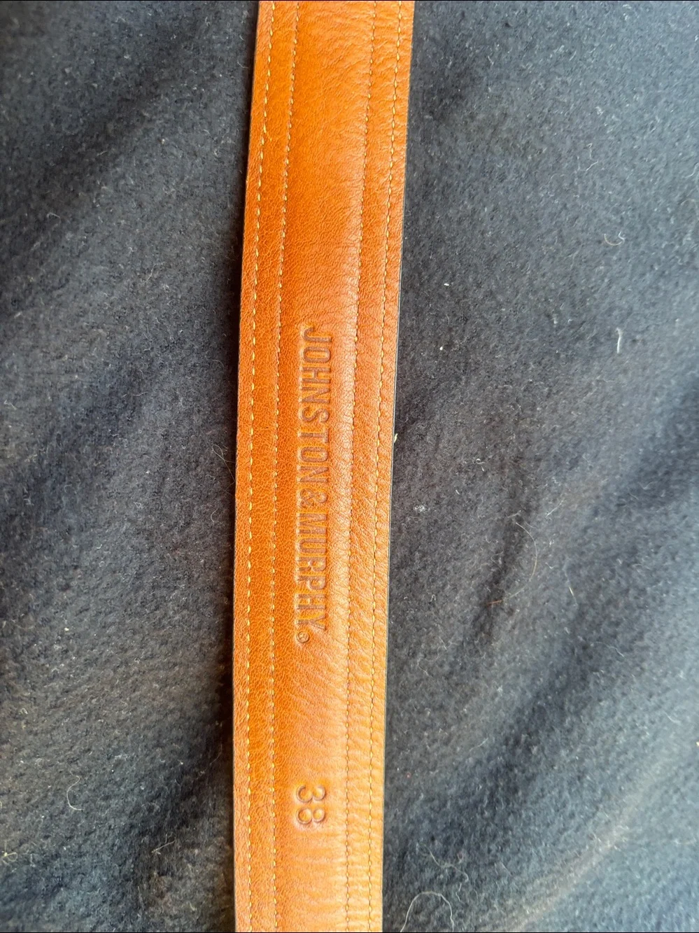 Men's Black Leather Belt with Textured Center Johnston And Murphy.